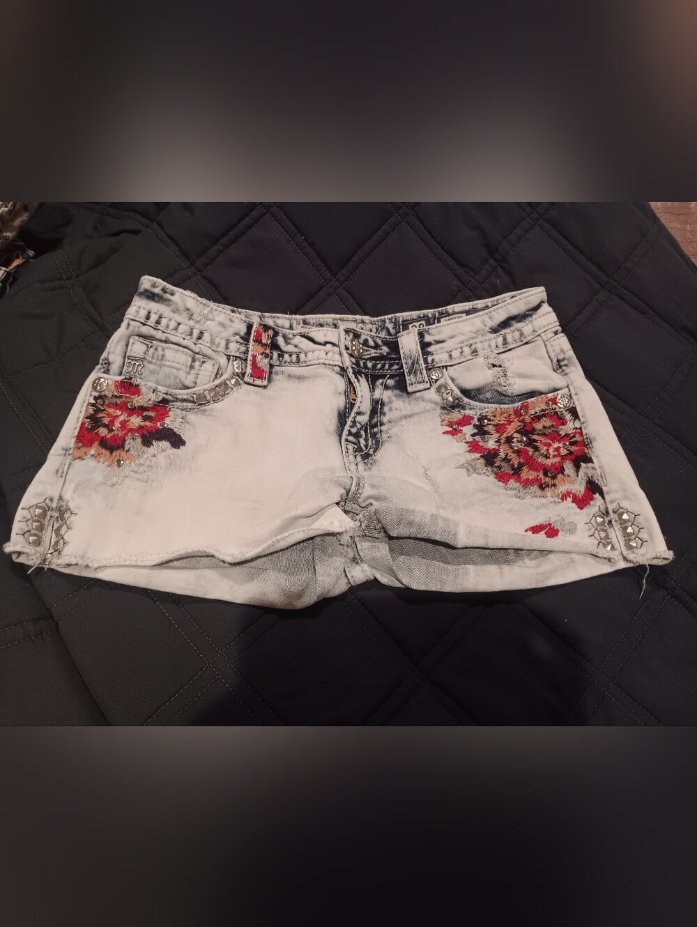 Miss Me Acid-Wash Denim Shorts in White and Dark Blue Size 28